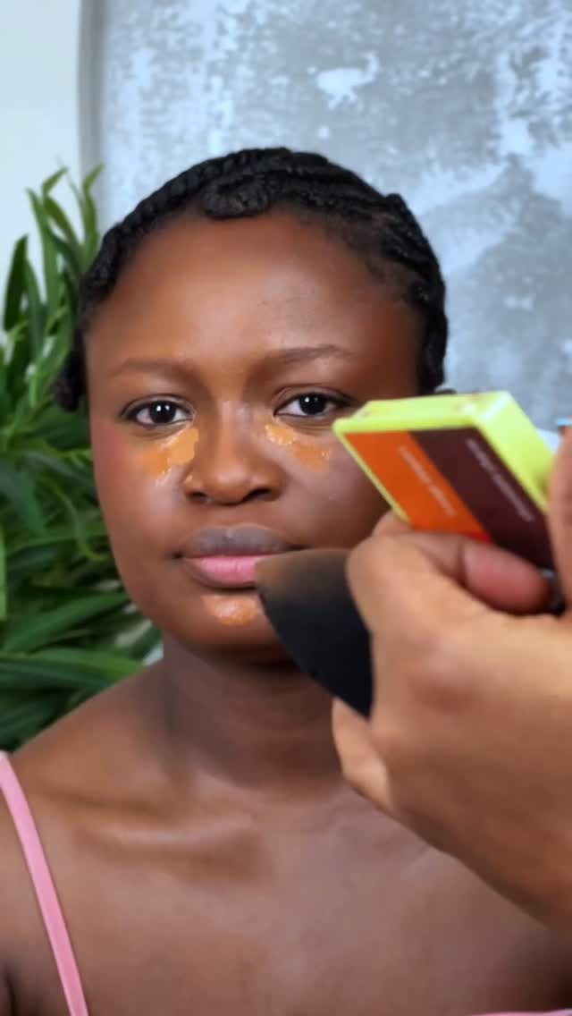 Instagram post from lois_signature. This post is in position 3.